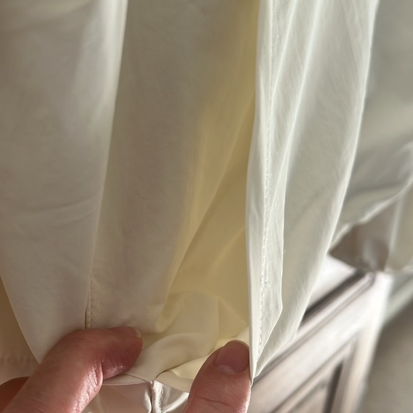 PULL & BEAR • Lightweight Cropped Zip Front Windbreaker Jacket w/hood • Size M - Picture 5 of 10